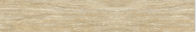 Madeira do carvalho de desenhos em espinha que pavimenta o tamanho bege da cor 200x1200 milímetro da telha de madeira estratificada da porcelana sobre azulejos