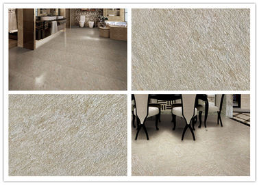 Telhas de assoalho cerâmicas Matte Surface Treatments da sala de visitas da resistência da compressão
