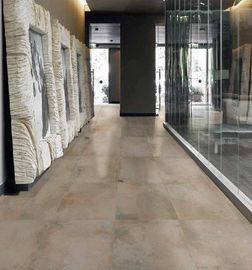 Olhar 600 do cimento pela manutenção fácil da espessura das telhas de 600 andares 2 Cm