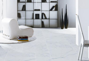Deslize não a telha de mármore da porcelana do olhar, assoalho vitrificado da porcelana de Carrara telham telhas internas da porcelana